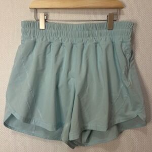 Lululemon Track That Mid-Rise Lined Short 5 Light Blue Size 10 Running Training